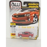 Auto World 1:64 Chevrolet Camaro RS/SS 2010 victory red